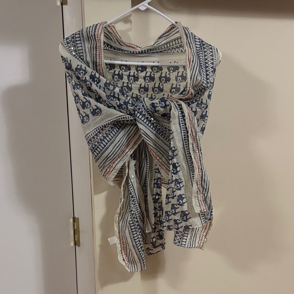 unknown Accessories - Bohemian Elephant Print Scarf with sequins